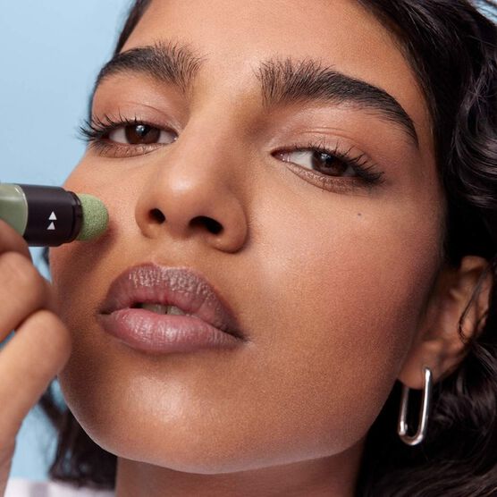 COLOR CORRECTOR NEW COLOR -24 GREEN
